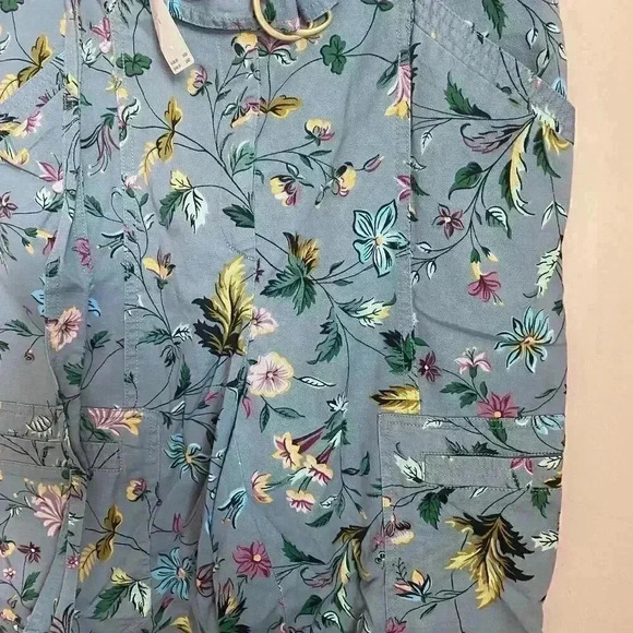 Anthropologie Victoria Floral Cargo Pants Size 4 - Picture 6 of 15
